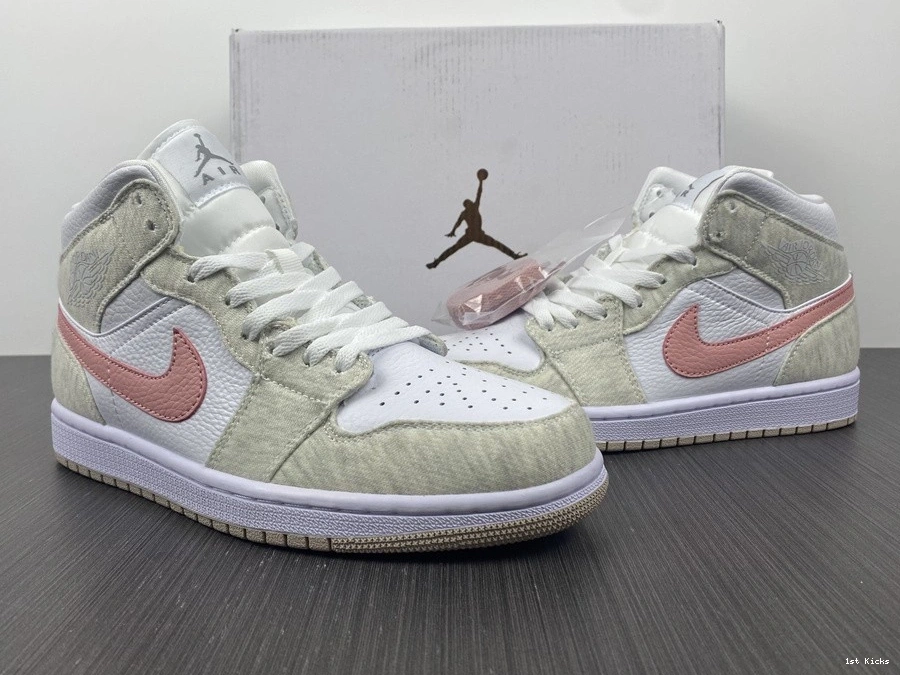 Light Iron - Ore Mid 1 Jordan (W) DN4045-001 SE 0118